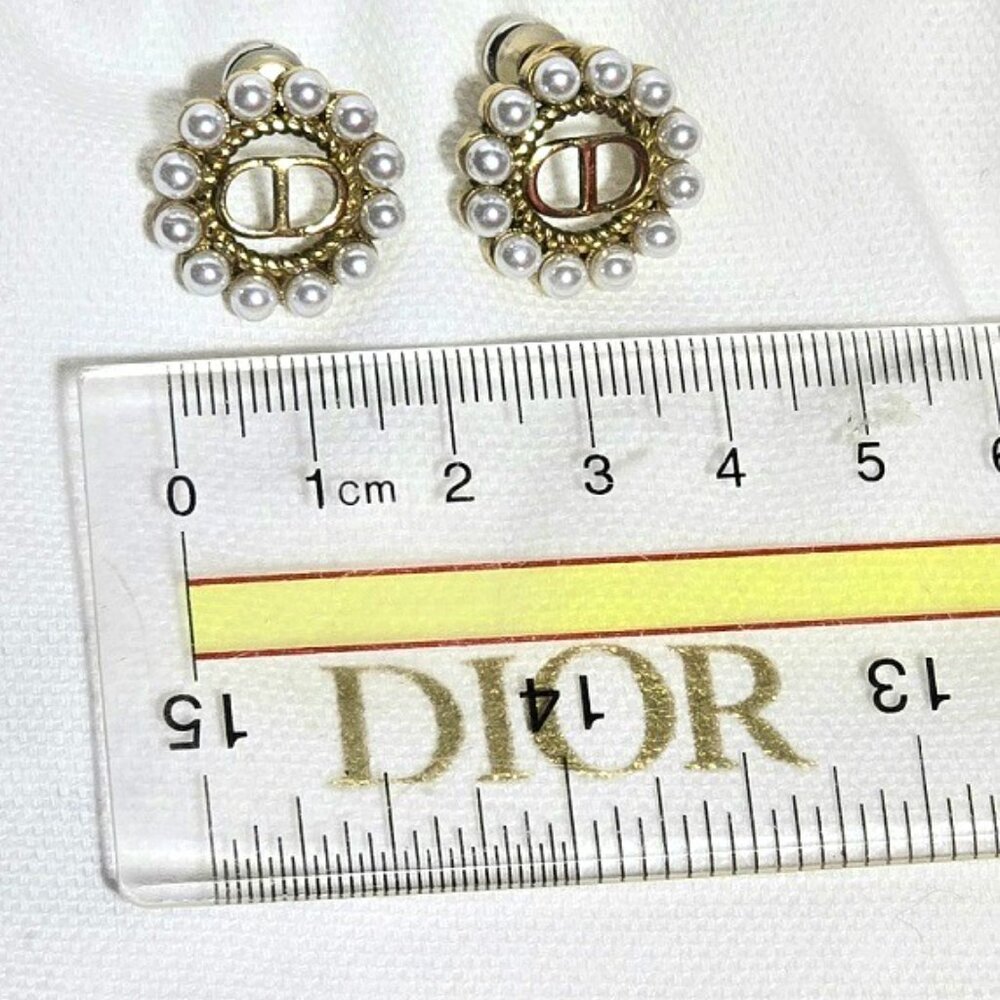 Dior Petit CD Baroque Stud Earrings with Pearls & CD Logo Rare & Authentic - Picture 4 of 8